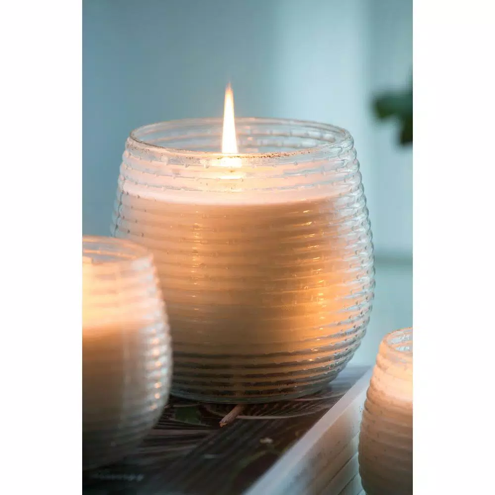 Candles A & B Home 3.5 In. Dia. Gold Foil Earl Grey Scented Soy Wax Candle 5 Candles A & B Home 3.5 In. Dia. Gold Foil Earl Grey Scented Soy Wax Candle - Image 3