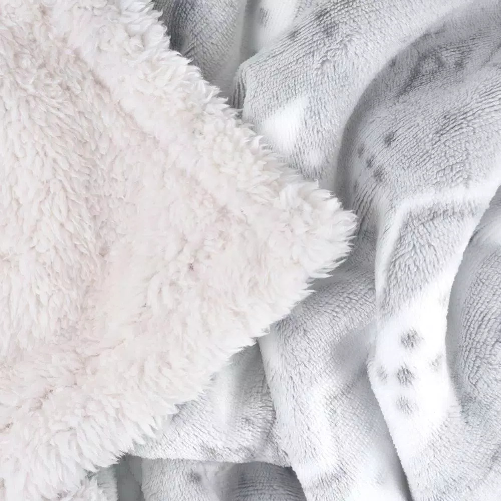 Throw Blankets Lavish Home Snow Flakes Fleece Sherpa Throw 5 Throw Blankets Lavish Home Snow Flakes Fleece Sherpa Throw - Image 3